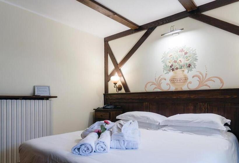 Chalet Du Lys Hotel & Spa