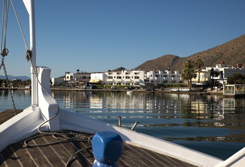 Elounda Alikes Suites & Studios