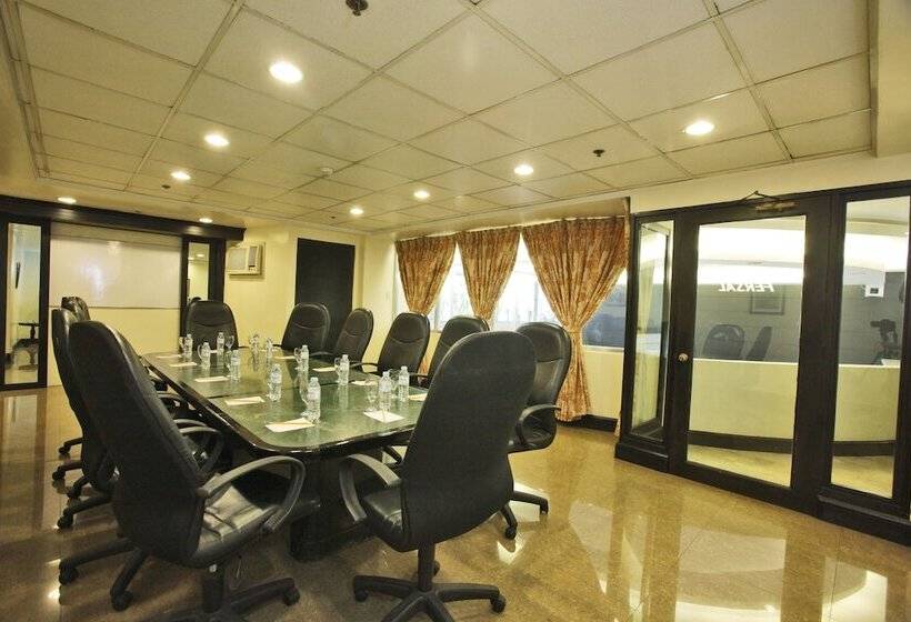 Fersal Hotel Malakas, Quezon City