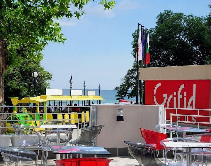 Grifid Metropol Hotel Premium All Inclusive & Private Beach Adults Only