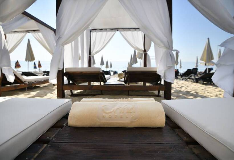 Grifid Metropol Hotel Premium All Inclusive & Private Beach Adults Only