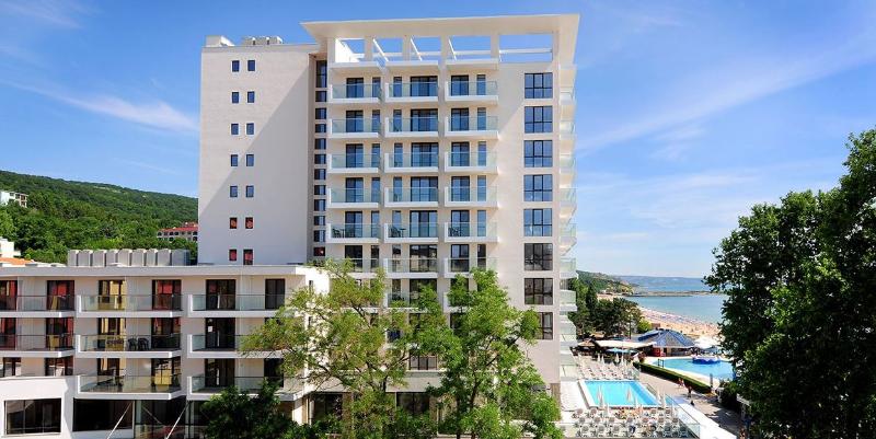 Grifid Metropol Hotel Premium All Inclusive & Private Beach Adults Only