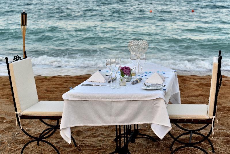 Grifid Metropol Hotel Premium All Inclusive & Private Beach Adults Only