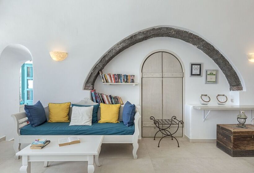 Afroessa Hotel By Pearl Hotel Collection