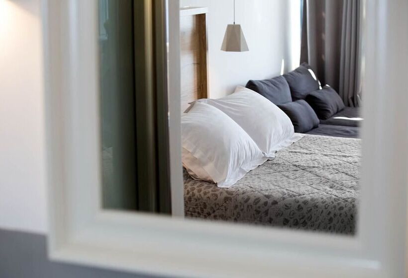 Afroessa Hotel By Pearl Hotel Collection