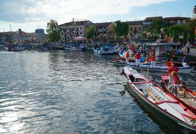 Отель Alla Città Di Trieste