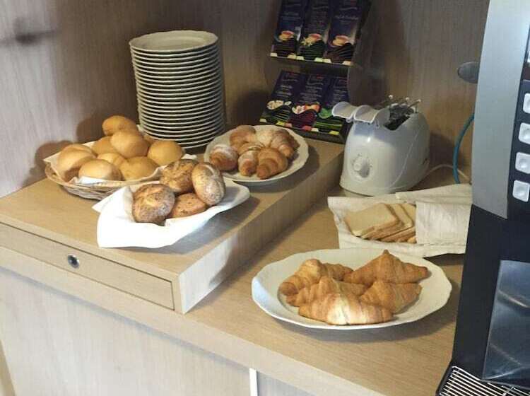 Отель Alla Città Di Trieste