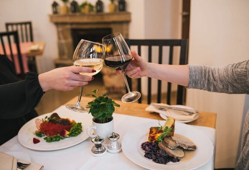 هتل & Apartments Ventus Rosa