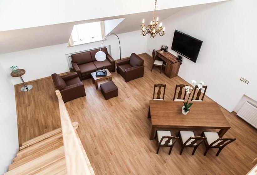 هتل & Apartments Ventus Rosa