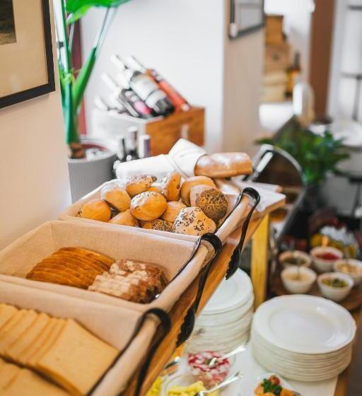 هتل & Apartments Ventus Rosa