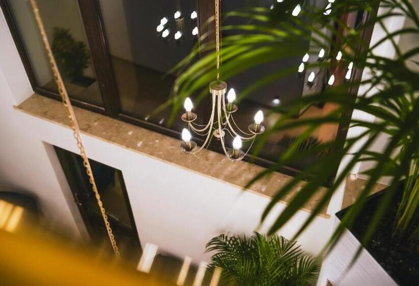 هتل & Apartments Ventus Rosa