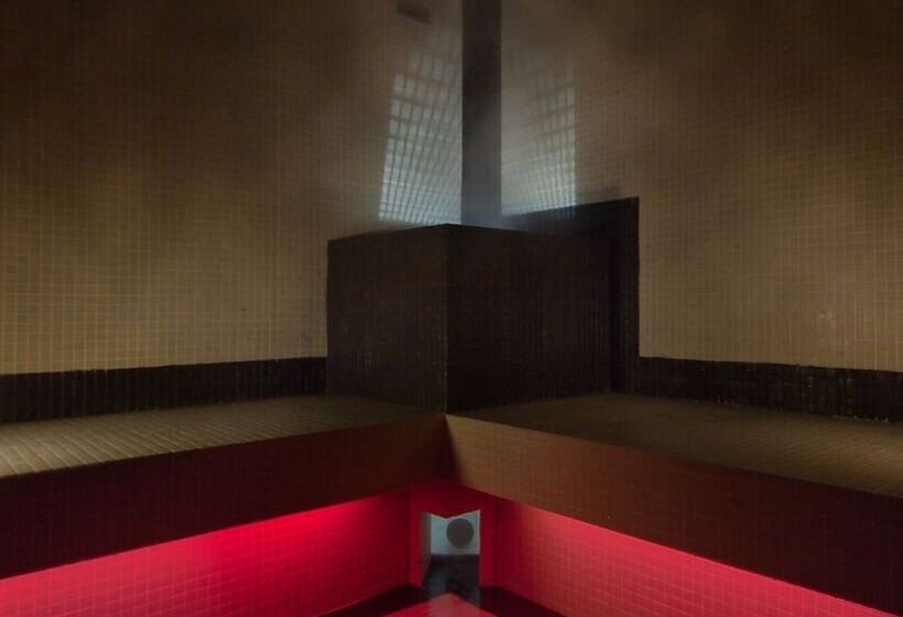 هتل Arnolfo & Aqua Laetitia Spa & Beauty