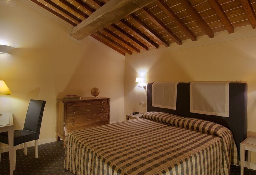 هتل Arnolfo & Aqua Laetitia Spa & Beauty