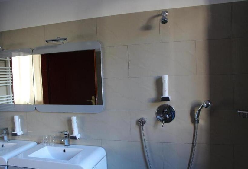 בית מלון כפרי Atlas Sport