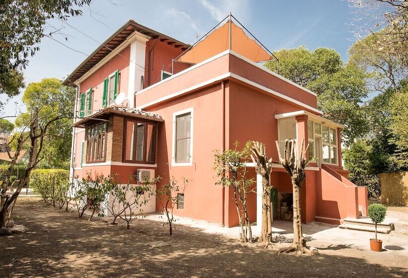 هتل B&b Villa Regina
