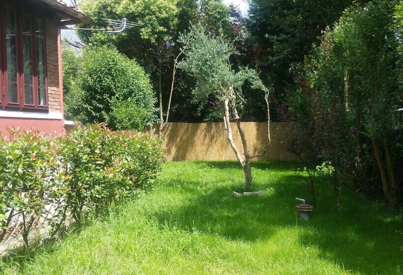 هتل B&b Villa Regina