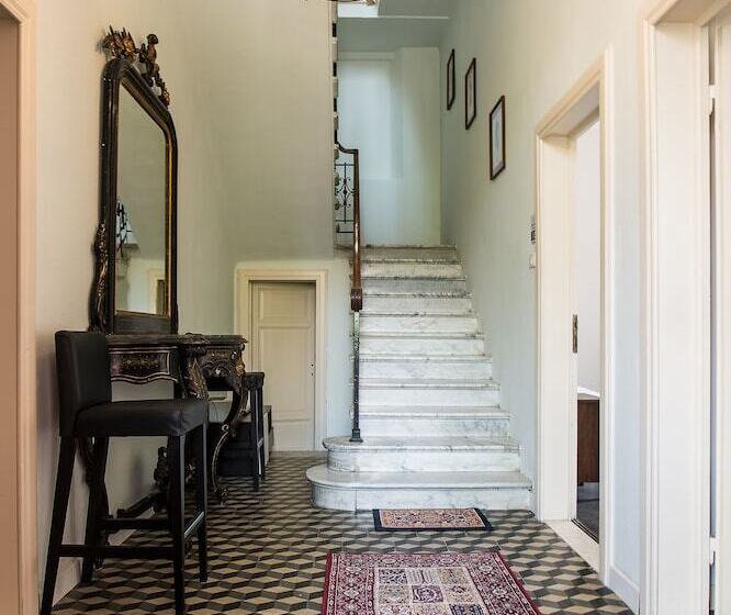 هتل B&b Villa Regina