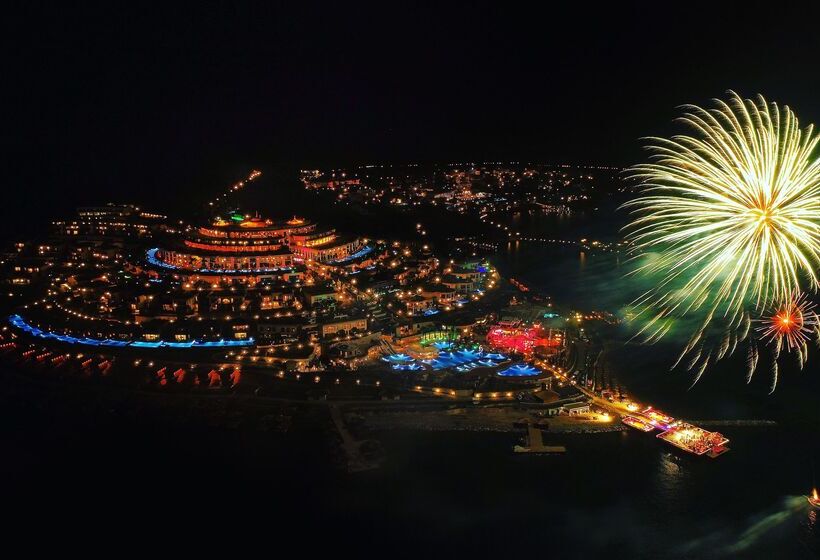 酒店 The Plaza Bodrum