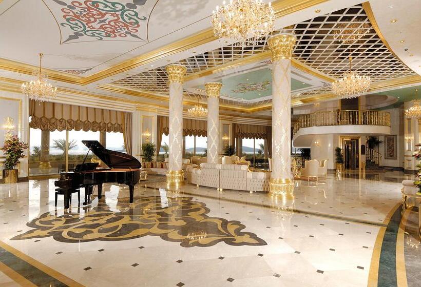 酒店 The Plaza Bodrum