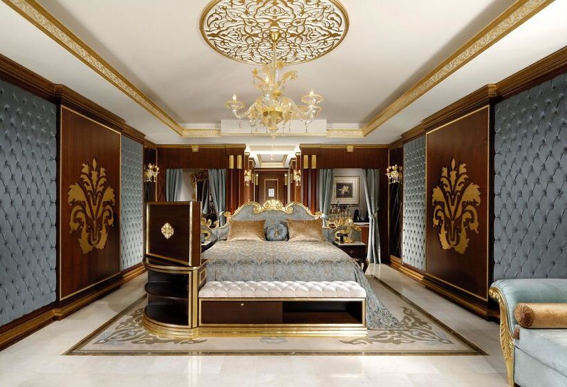 ホテル The Plaza Bodrum