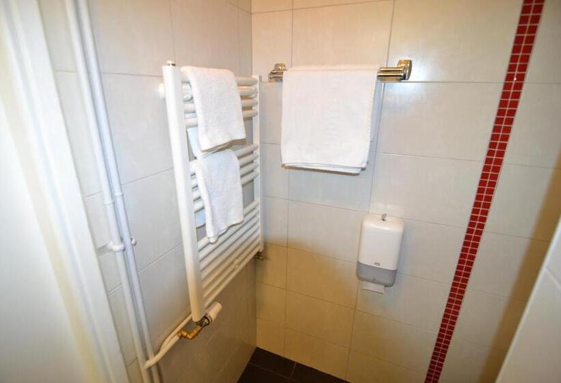 Brit Hotel Cahors   Le Valentré