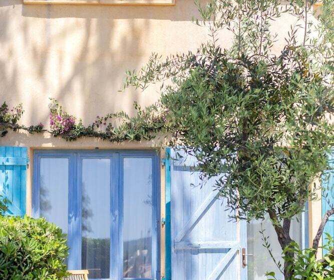 هتل Casa Santini X Roc Seven