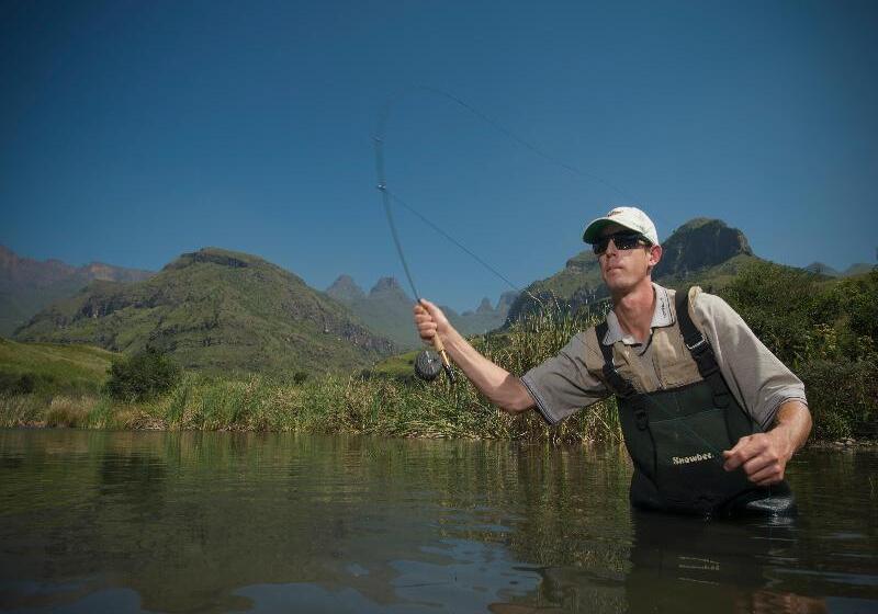 בית מלון כפרי Cathedral Peak