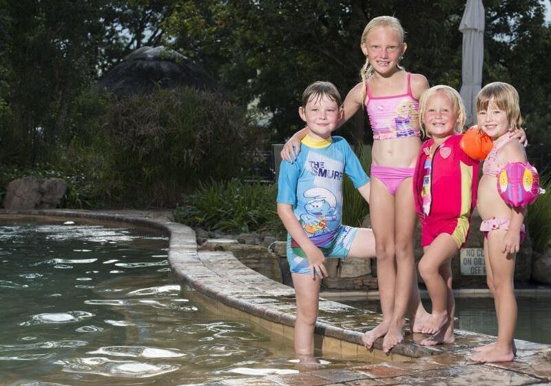 בית מלון כפרי Cathedral Peak