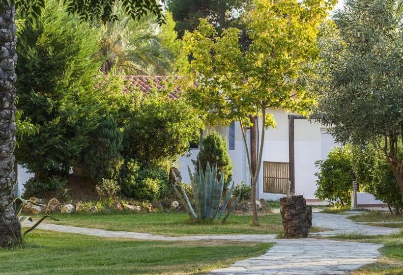 酒店 Coral Blue Beach