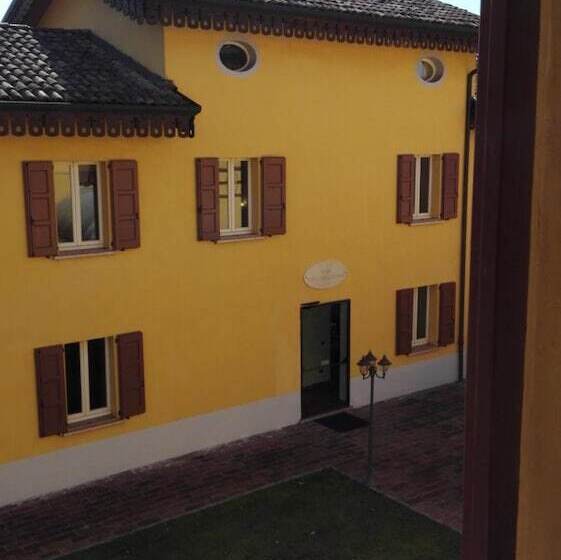 فندق Corte Degli Estensi