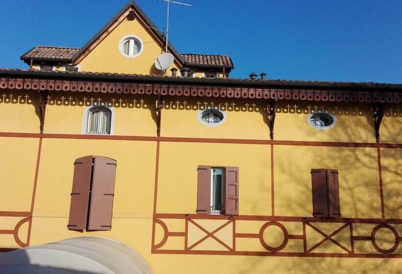 בית מלון כפרי Corte Degli Estensi