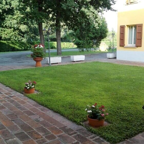 בית מלון כפרי Corte Degli Estensi