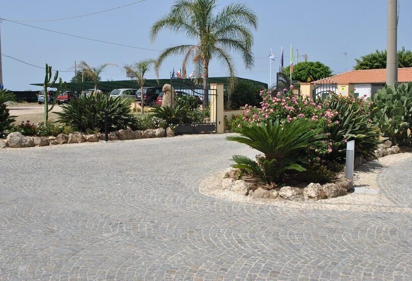 בית מלון כפרי Damanse