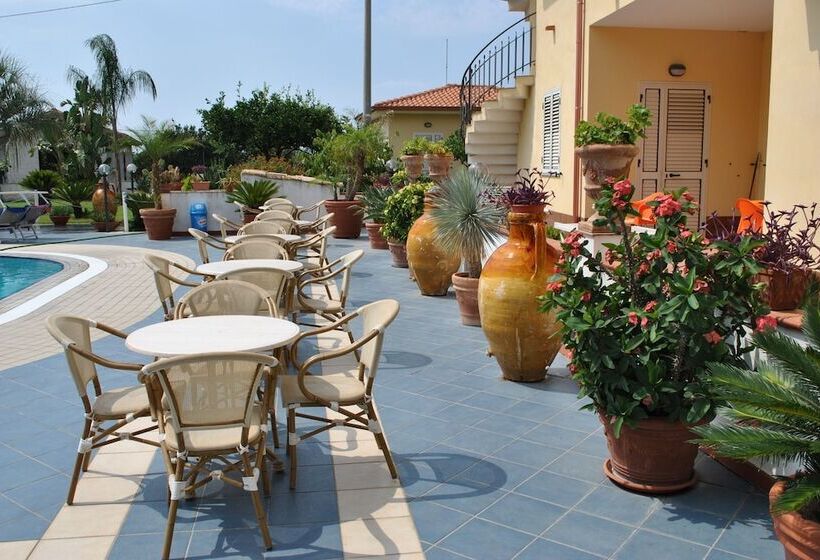 בית מלון כפרי Damanse