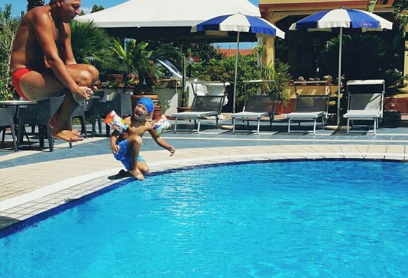 בית מלון כפרי Damanse