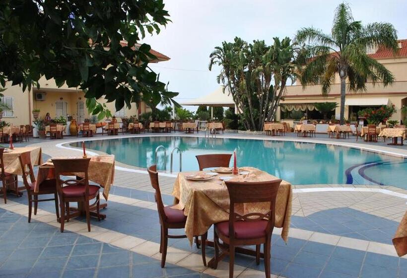 בית מלון כפרי Damanse