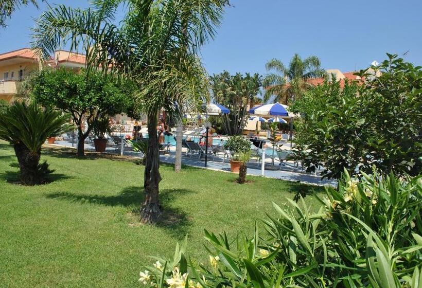 בית מלון כפרי Damanse