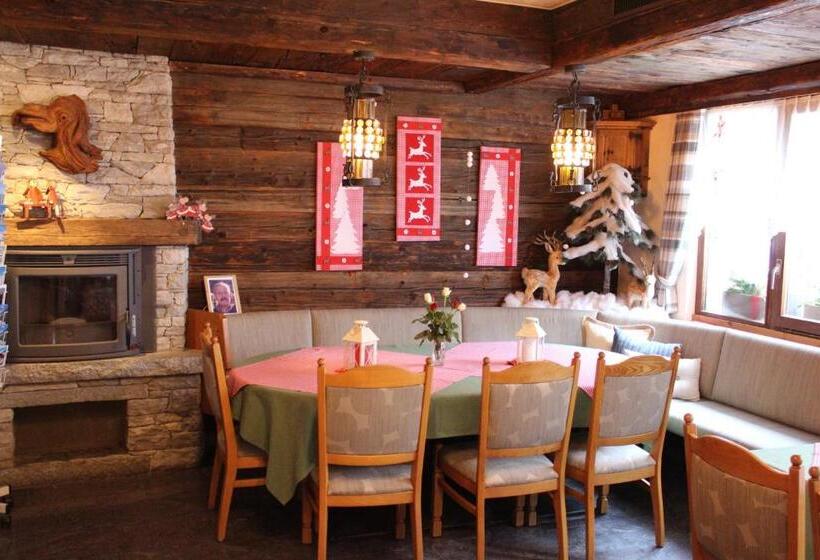 בית מלון כפרי Eden