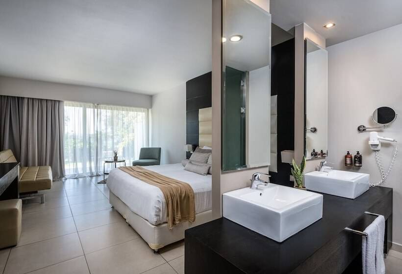 Отель Egeo Easy Living Resort