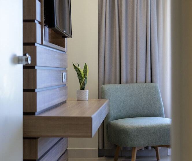 هتل Egeo Easy Living Resort