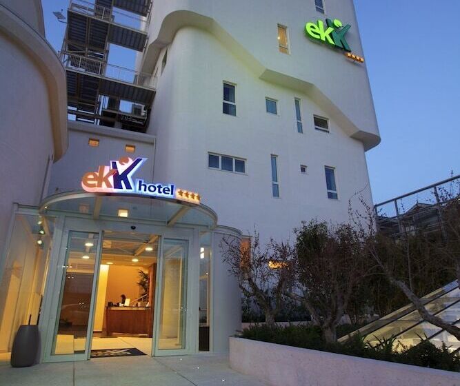 בית מלון כפרי Ekk