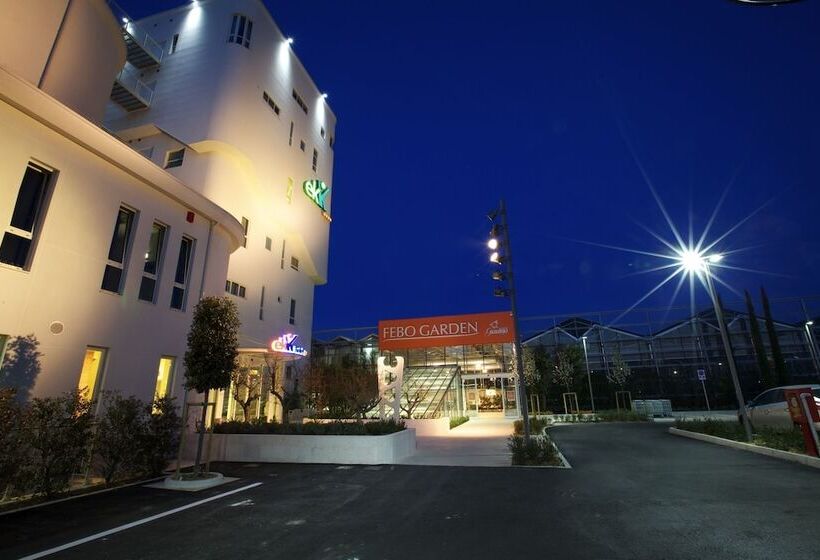 בית מלון כפרי Ekk