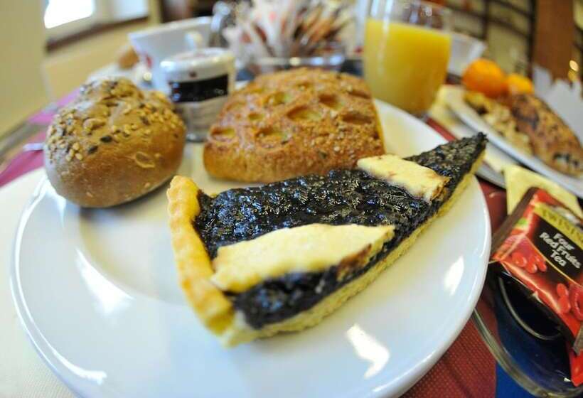 בית מלון כפרי Ekk