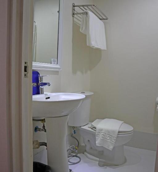 Fersal Hotel Malakas, Quezon City