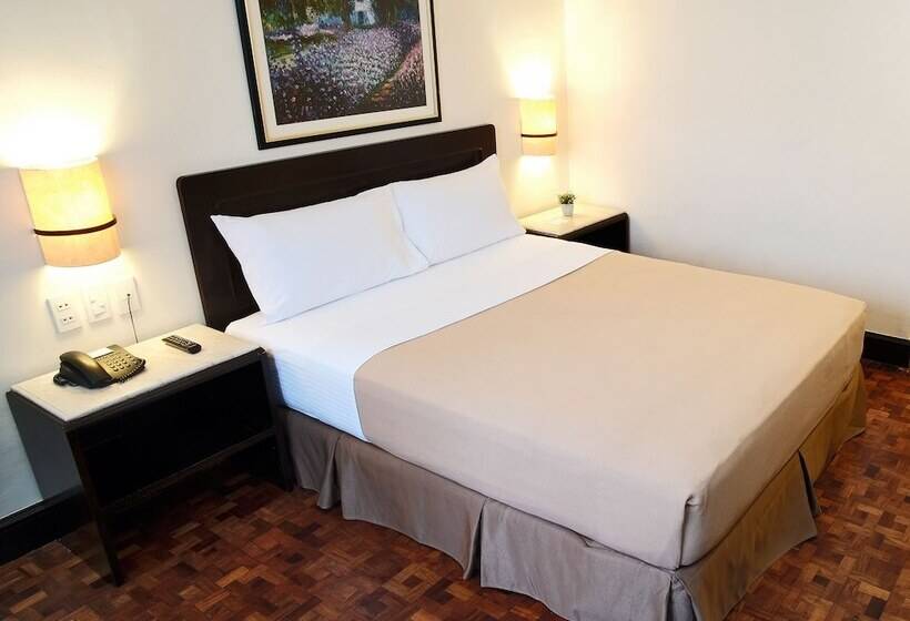 Fersal Hotel Malakas, Quezon City