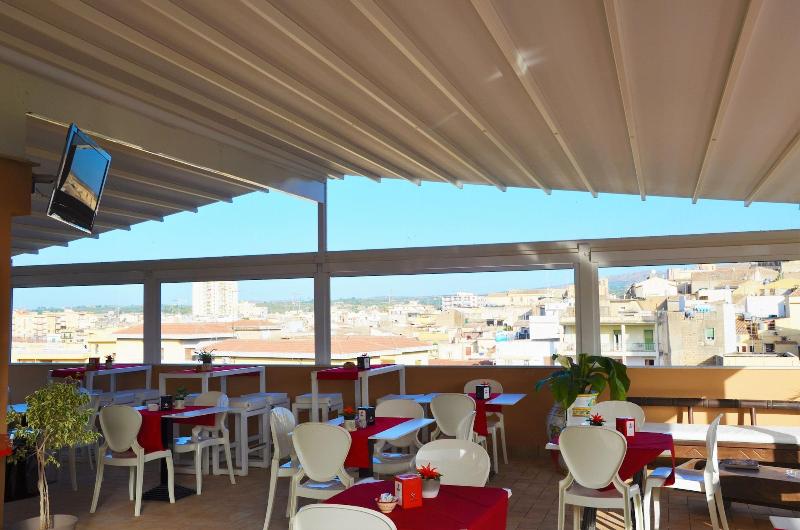 בית מלון כפרי Flora