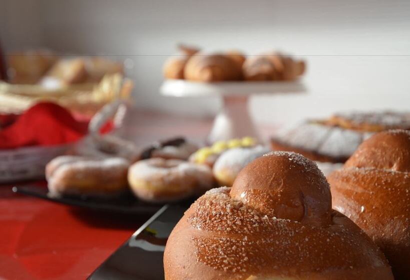 בית מלון כפרי Flora