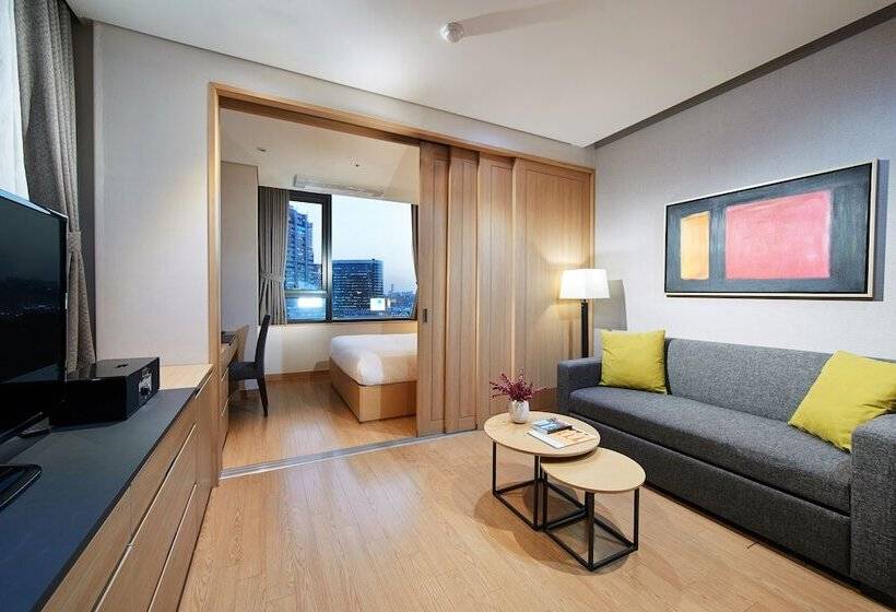 בית מלון כפרי Fraser Place Namdaemun Seoul