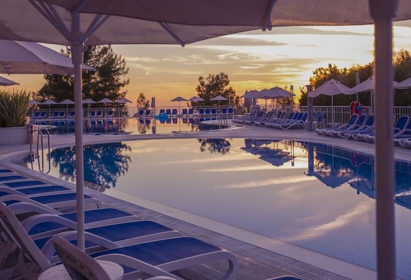 هتل Garcia Resort & Spa  Ultra All Inclusive