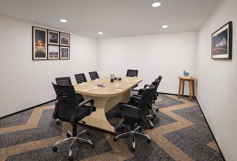 בית מלון כפרי Ginger Bangalore  Inner Ring Road